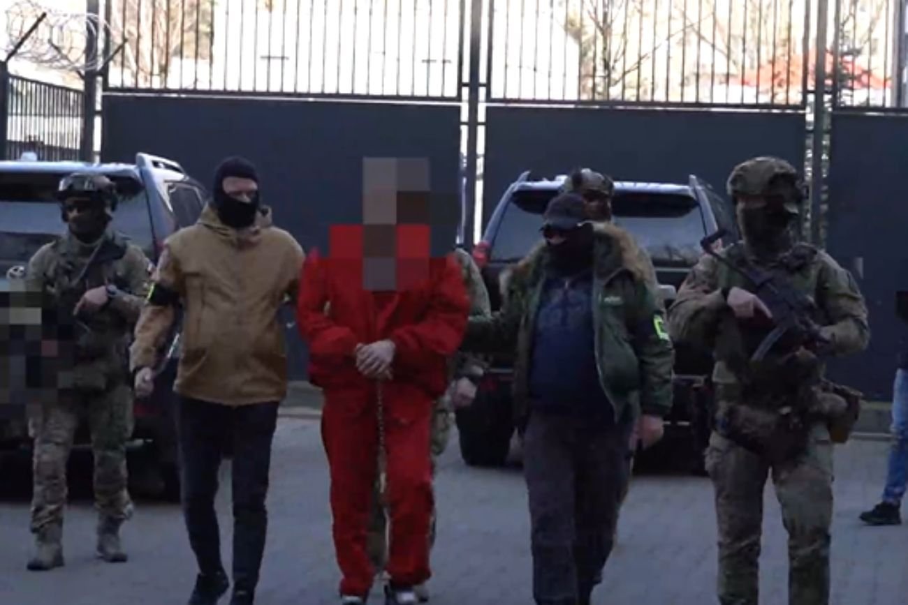 Prokuratura stawia zarzuty Stepanowi K. Podpalił market na zlecenie Rosji.