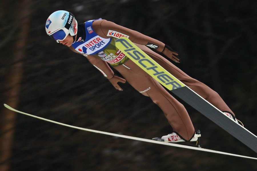 Kamil Stoch zwyciężył w konkursie w ramach TCS w Innsbrucku. To trzecie z rzędu zwycięstwo w turnieju.