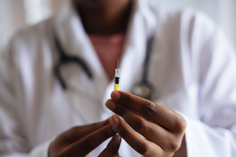 Przełom w powstawaniu szczepionki na HIV. Zapowiedziano kolejny krok.