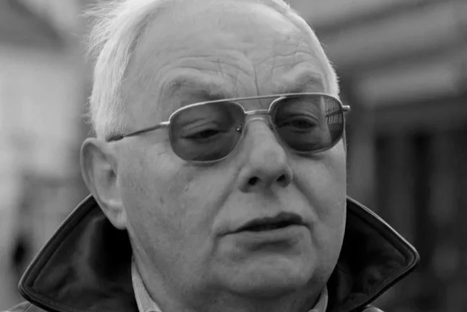 Pogrzeb Cezarego Mocka odbędzie się we wtorek w Łodzi na Starym Cmentarzu.