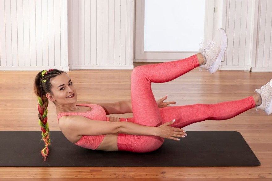 Dzięki kanałom na YouTube można z powodzeniem ćwiczyć w domu