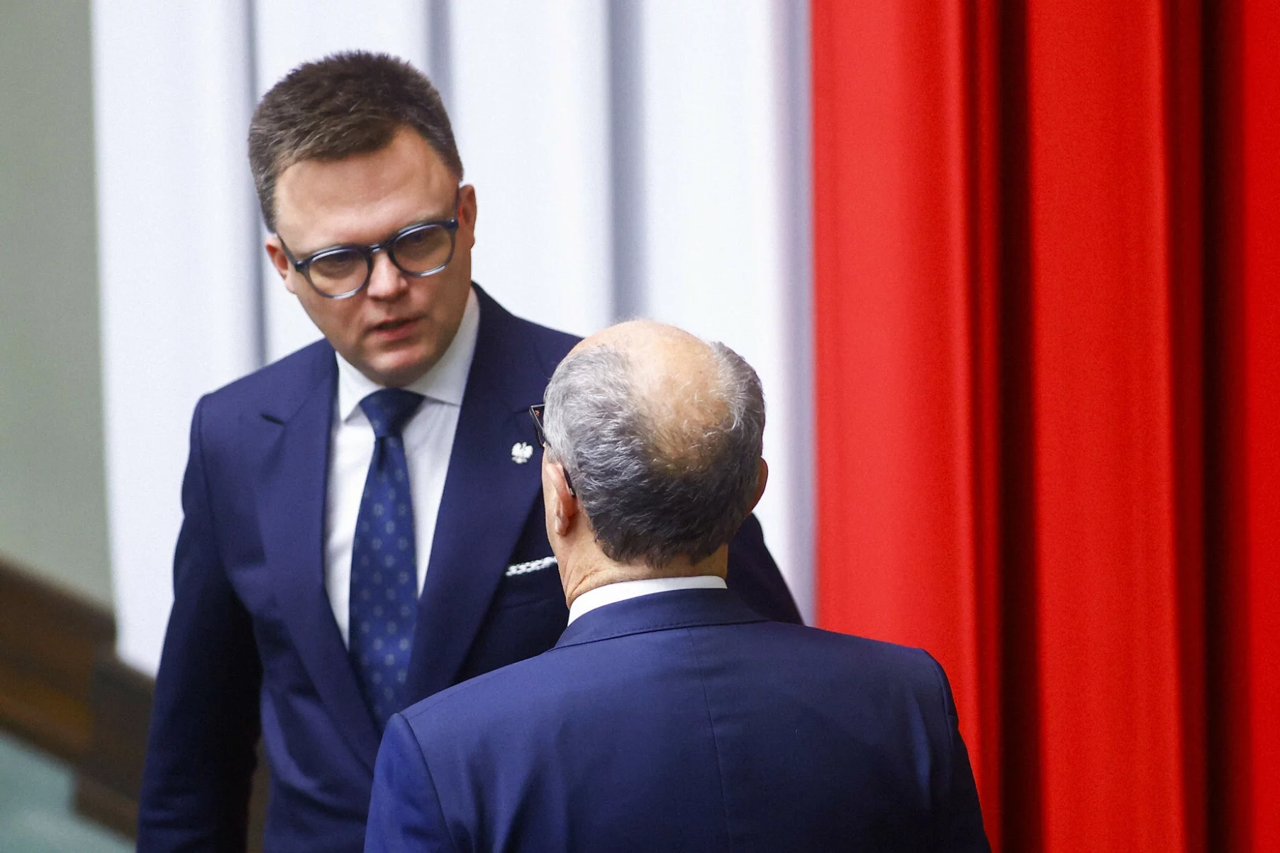 "Zachowałbym trochę ostrożności". Hołownia uderza w Lewicę i Czarzastego