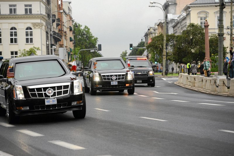 Skandal w biały dzień! Mamy stać w korkach, bo przyleciał jakiś Barack? Kto to w ogóle jest Obama?
