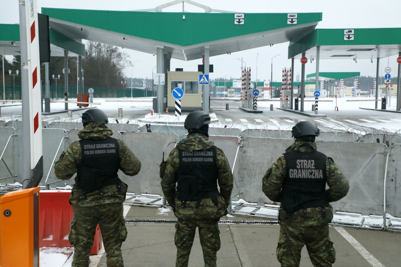 Resort obrony publikuje zdjęcia notatek. Mają należeć do białoruskich służb.