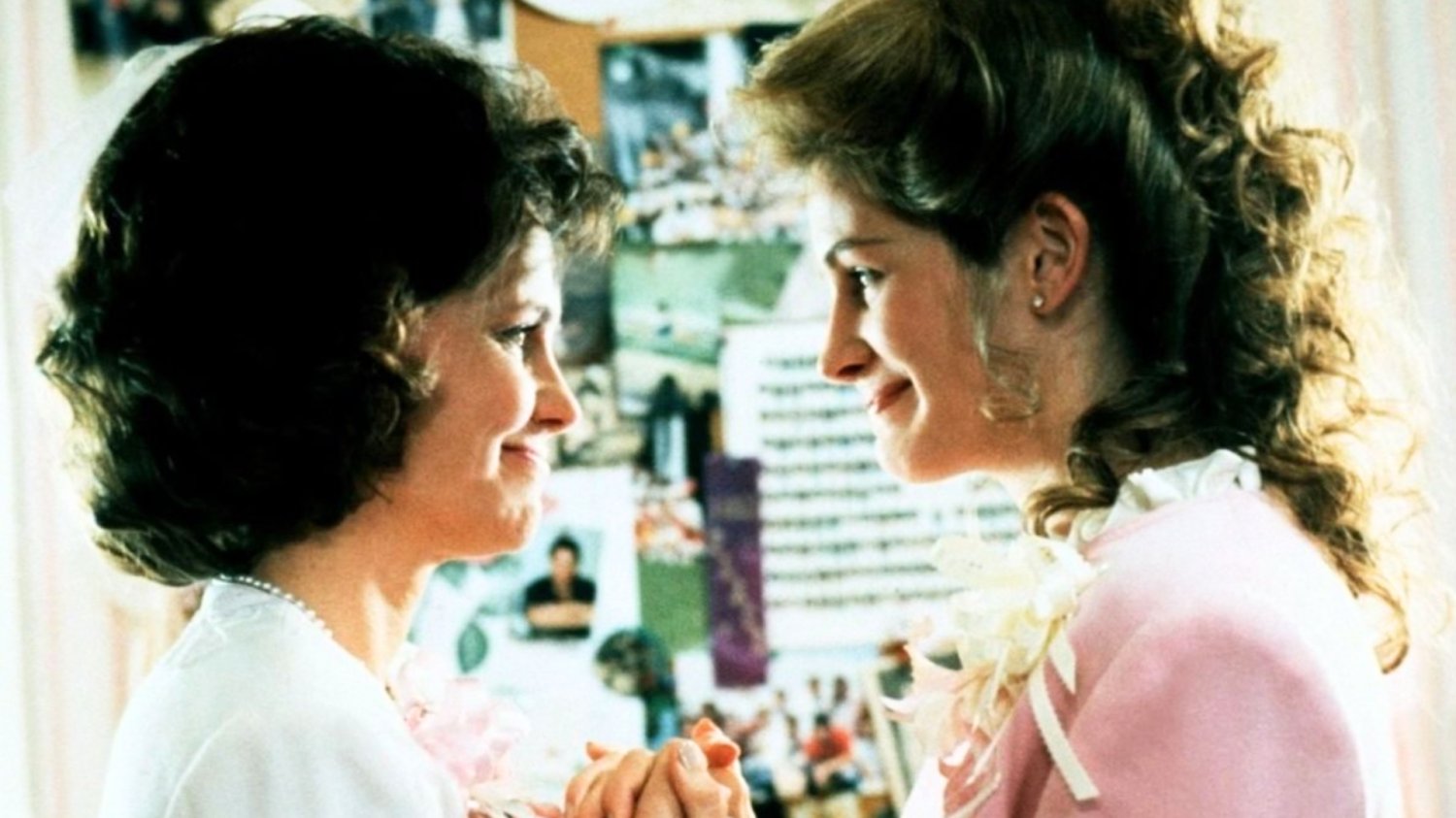 3 najlepsze filmy na Dzień Matki. Po seansie przytulisz mamę mocniej niż zwykle Sally Field i Julia Roberts w filmie "Stalowe magnolie"