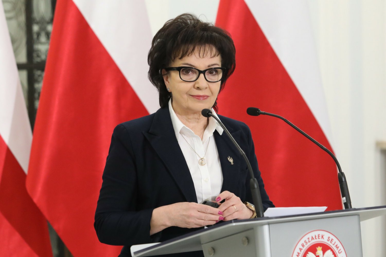Elżbieta Witek stwierdziła, że nie może stawić się jako marszałek Sejmu na przesłuchaniu przed NIK, bo "złamałaby konstytucję".