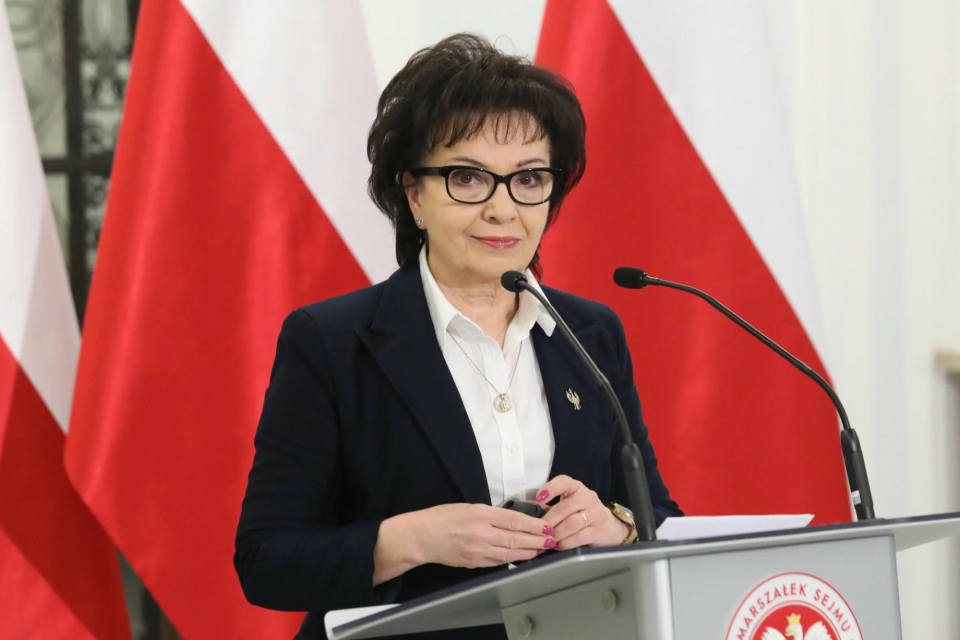 Elżbieta Witek stwierdziła, że nie może stawić się jako marszałek Sejmu na przesłuchaniu przed NIK, bo "złamałaby konstytucję".