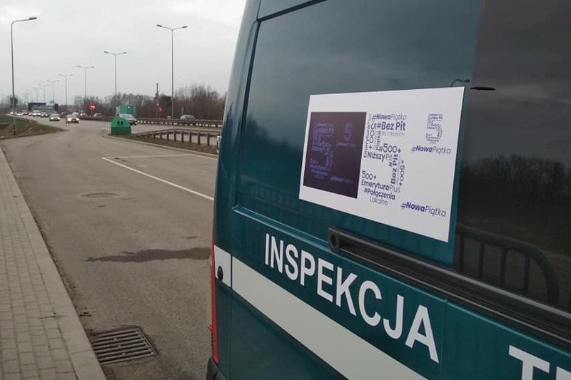 Tak oklejone pojazdy Wojewódzkiego Inspektoratu Transportu Drogowego wyjechał na drogi województwa pomorskiego.