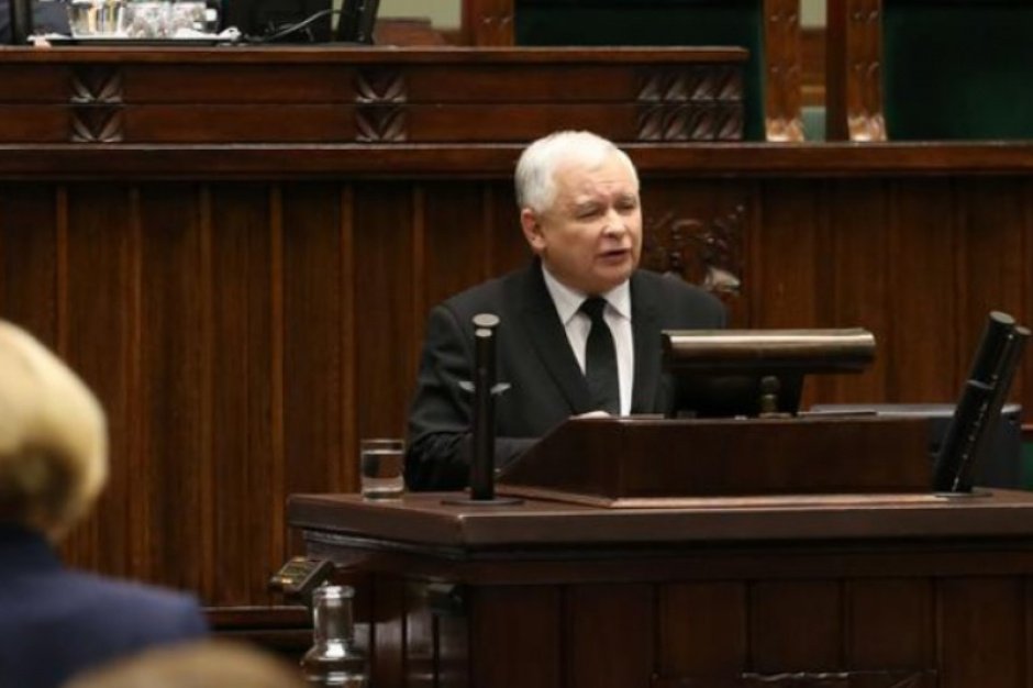 Danie tak wielkiej władzy Z. Ziobrze przez prezesa jest zaskakujące.