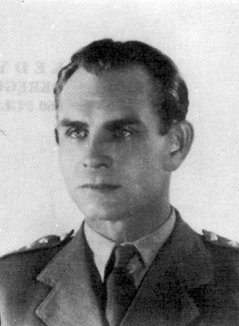 Kpt Bernard Drzyzga - dowódca specjalnego oddziału dywersji zagranicznej "Zagra-Lin".