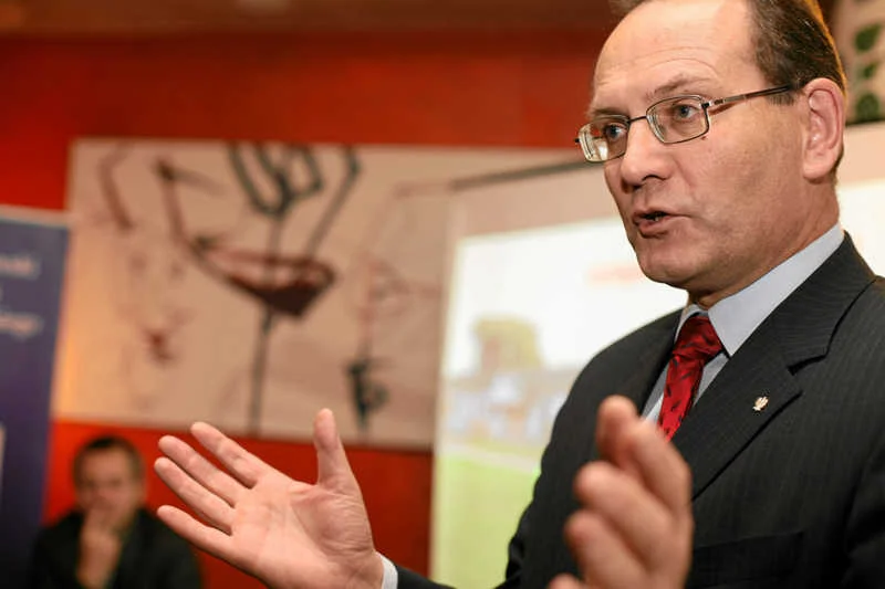 Eugeniusz Kłopotek zapewnia, że chce aby Janusz Piechociński był prezesem PSL do końca kadencji.