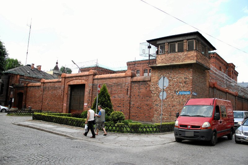 Budynek Aresztu Śledczego w Świdnicy - to tu trafił Jakub A., 22-latek, który przyznał się do zabójstwa 10-letniej Kristiny.