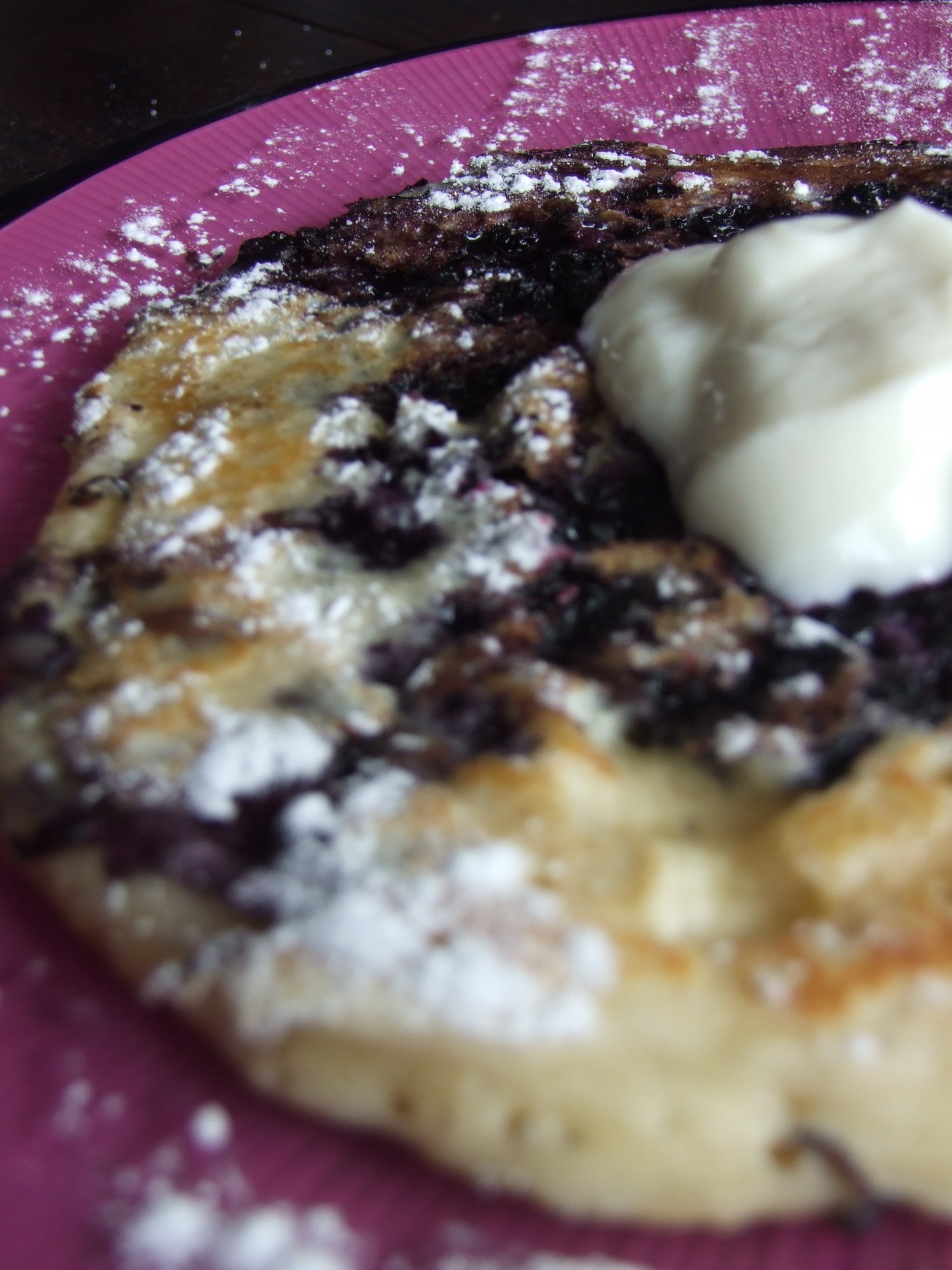 Naleśniki z jagodami