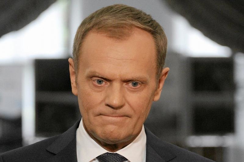 Najnowszy sondaż: Donald Tusk w opałach. Nie boimy się już powrotu Jarosława Kaczyńskiego. Polacy: Premier wypalony