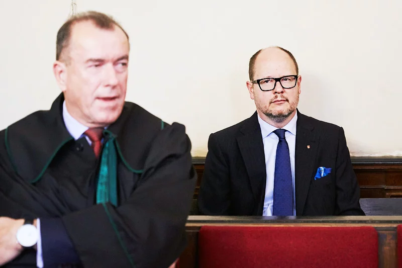 Obecny prezydent Gdańska Paweł Adamowicz mógłby być pewien poparcia PO w walce o kolejną kadencję, gdyby nie jego uwikłanie w problemy z prawem.