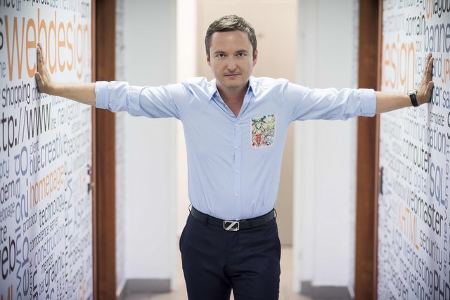 38-letni Piotr Nowak stworzył drugą co do wielkości w Polsce firmę rejestrującą domeny internetowe. Jego Nazwa.pl jest warta 220 mln złotych