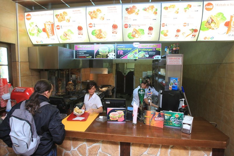 Maczek po szczecińsku, czyli "Mak Kwak". Lokalne burgerownie, zapiekanki i kebaby, których nie wolno ominąć