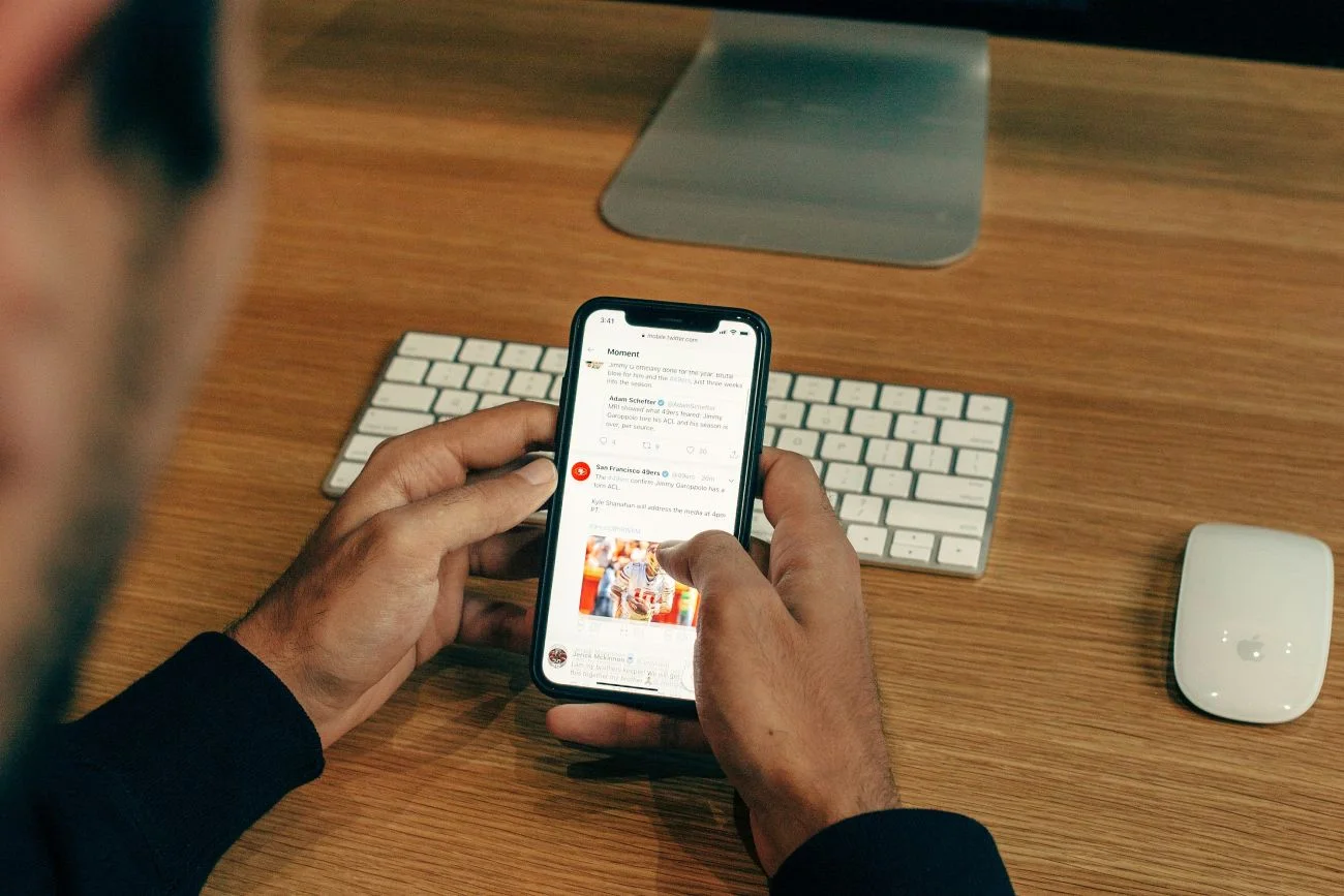 Dezinformacja: tak Kreml manipuluje chatbotami AI Dezinformacja: tak Kreml manipuluje chatbotami AI
