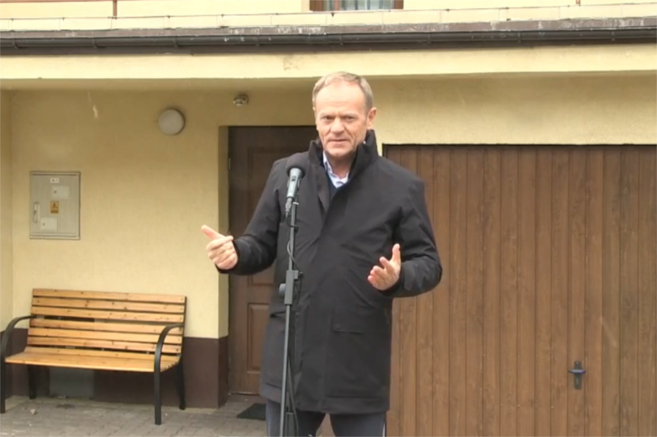 Donald Tusk na wystąpieniu w Starachowicach.
