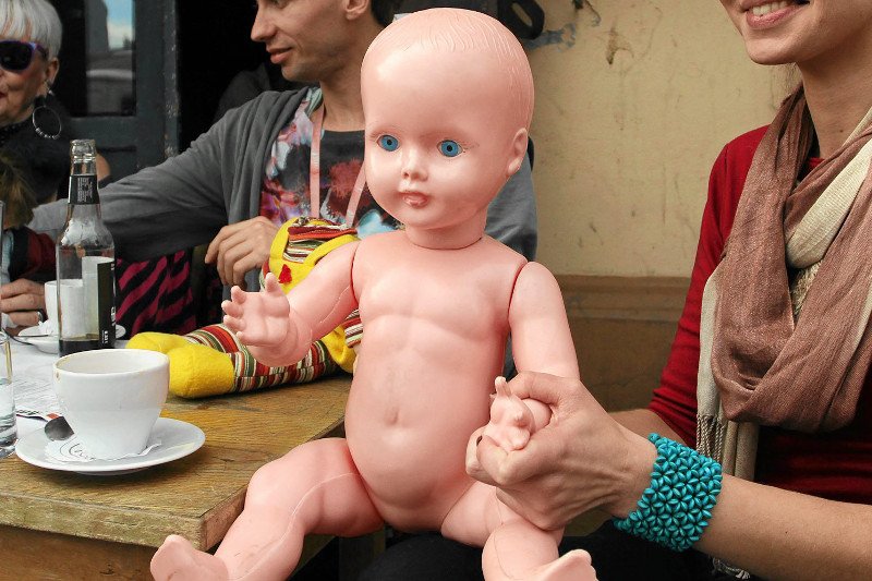 Lalki z niewierzewbociana.pl różnią się od tych tradycyjnych. Nie wszystkim się to podoba.