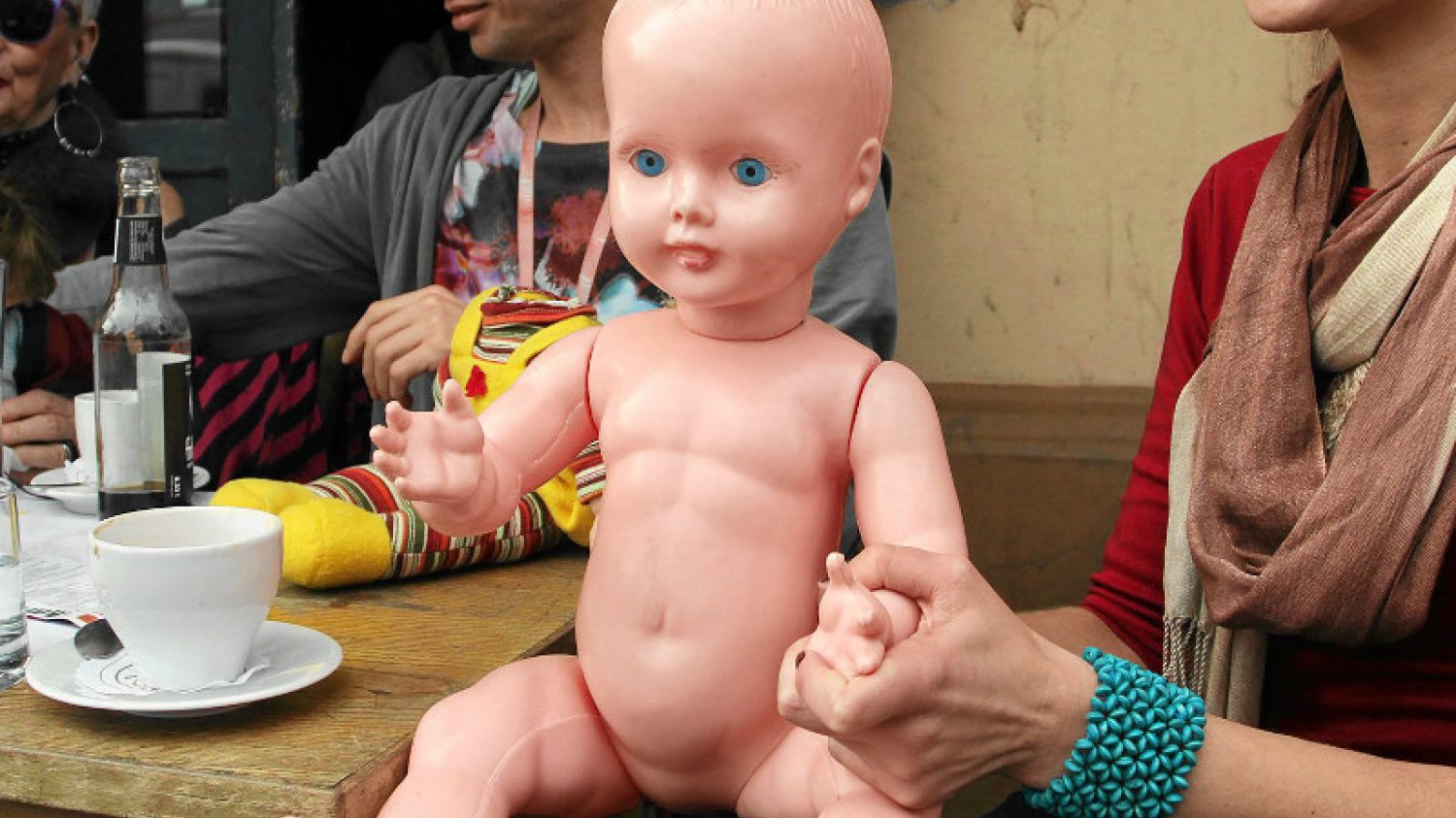 Lalki z niewierzewbociana.pl różnią się od tych tradycyjnych. Nie wszystkim się to podoba.