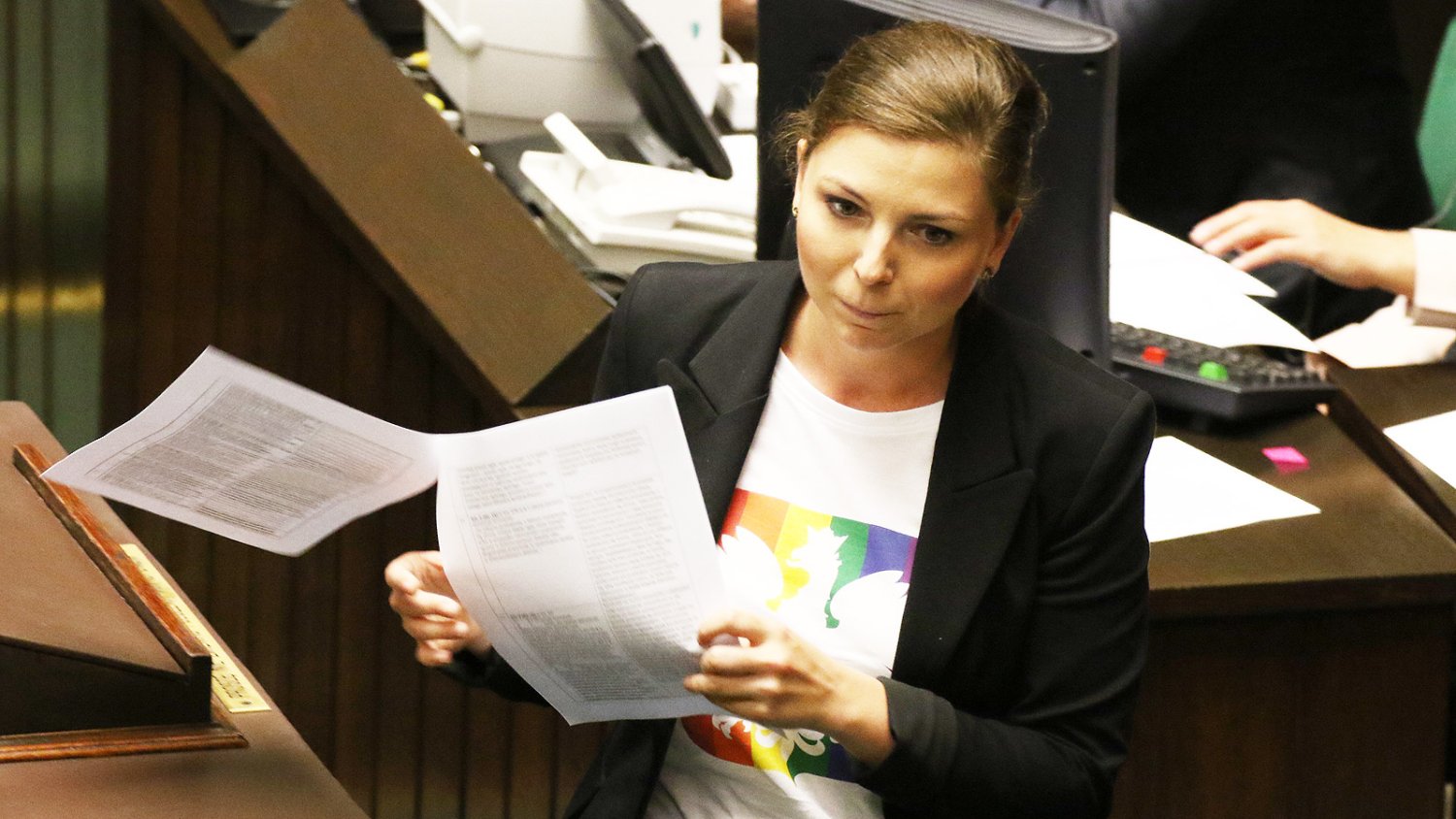 Monika Rosa z Nowoczesnej w rozmowie z naTemat.pl wskazuje powody, przez które rząd PiS mają obalić głównie Polki.