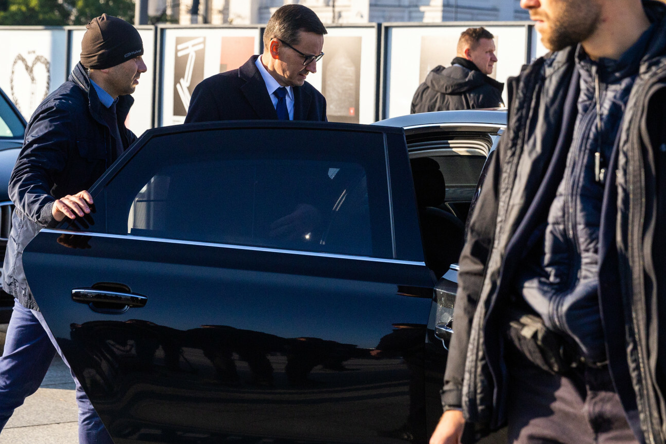 Morawiecki bez ochrony SOP. Sąsiedzi mówią o "świcie" byłego premiera.
