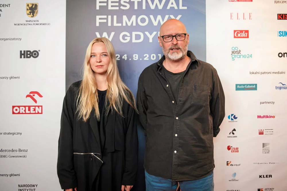 Michalina została nagrodzona Złotymi Lwami za najlepszy debiut filmowy. Na zdjęciu z Wojciechem Smarzowskim.