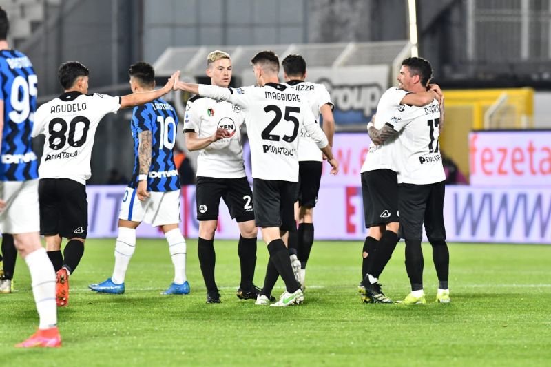 Piłkarze AC Spezii zatrzymali marsz Interu Mediolan po mistrzostwo Włoch