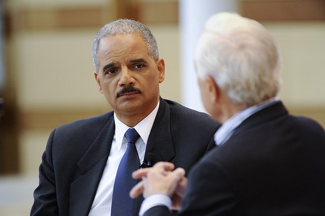 Prokurator generalny USA Eric Holder (z lewej)