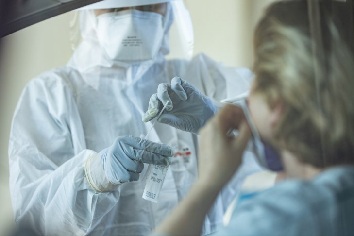 Jak wygląda walka z pandemią w Polsce, a jak wygląda w Niemczech?