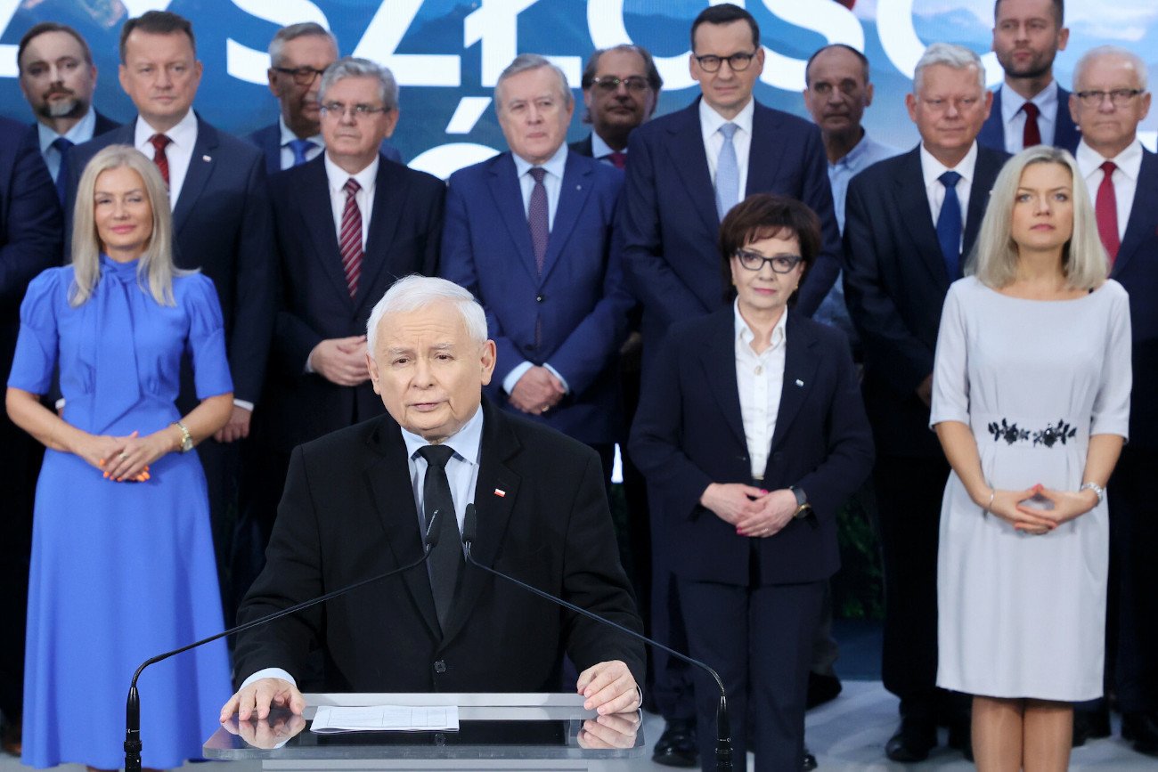 PiS prezentuje swoje listy wyborcze.