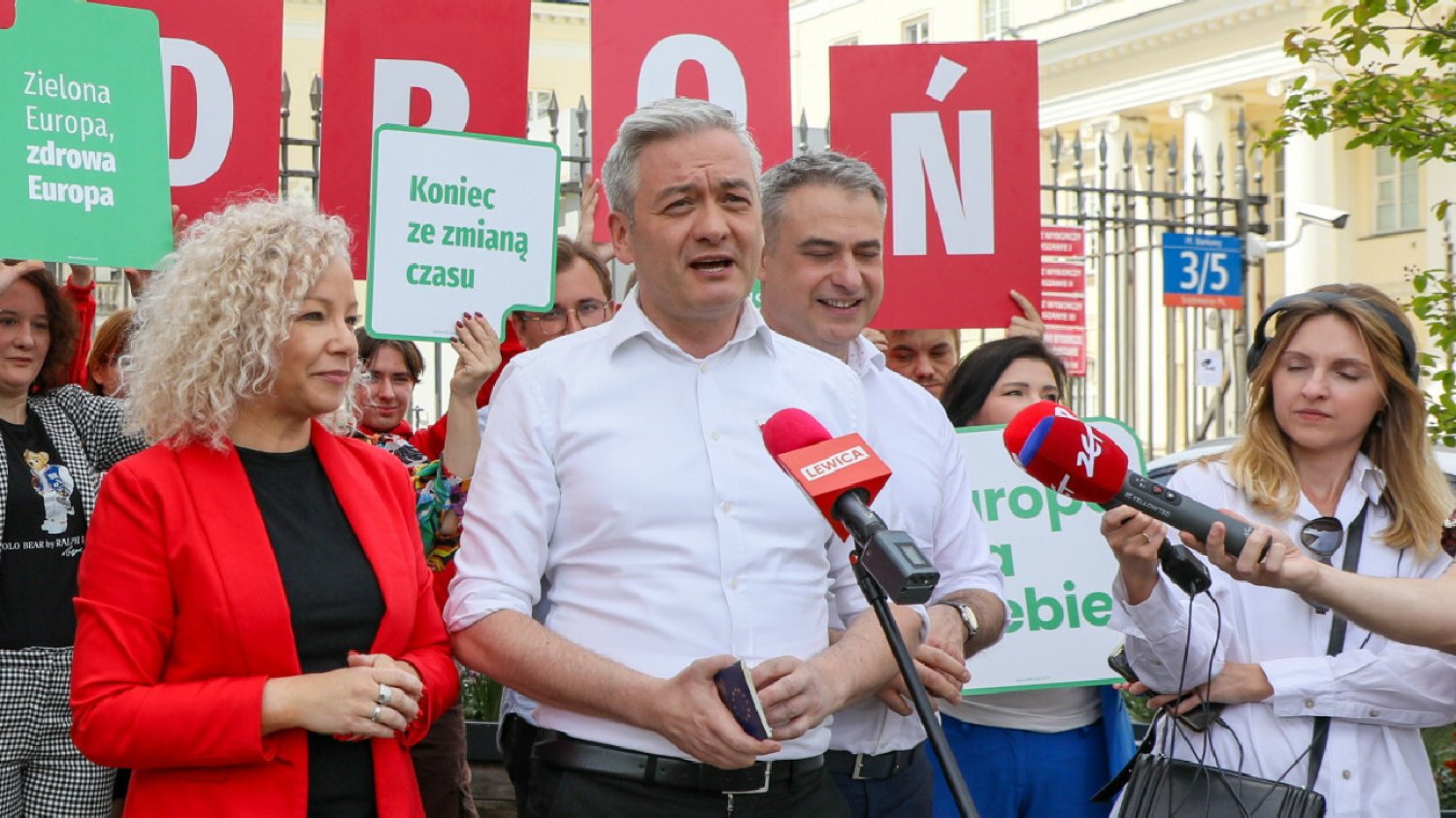 Wybory do PE. Reakcje na najnowszy postulat Roberta Biedronia i Lewicy.
