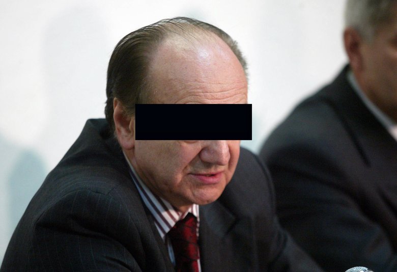 Prokuratura zadecydowała o 100 tys. zł poręczenia majątkowego i zakazie wykonywania zawodu radcy prawnego wobec Andrzeja K.