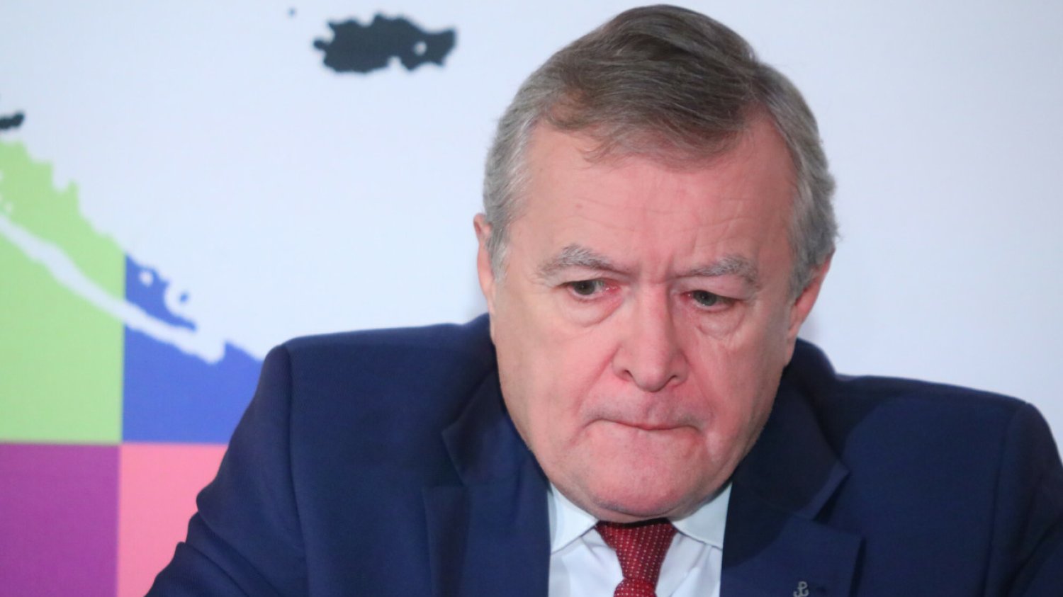 Gliński wezwał Tuska do debaty a prawica twierdzi, że lider PO się boi.
