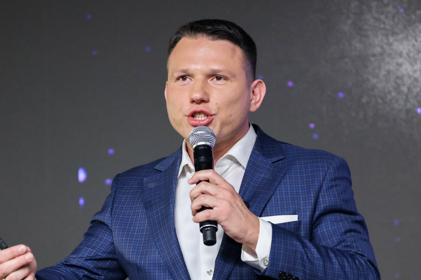 Mentzen miał spięcia z Kraśko. Porównał materiał TVN24 do TVP.