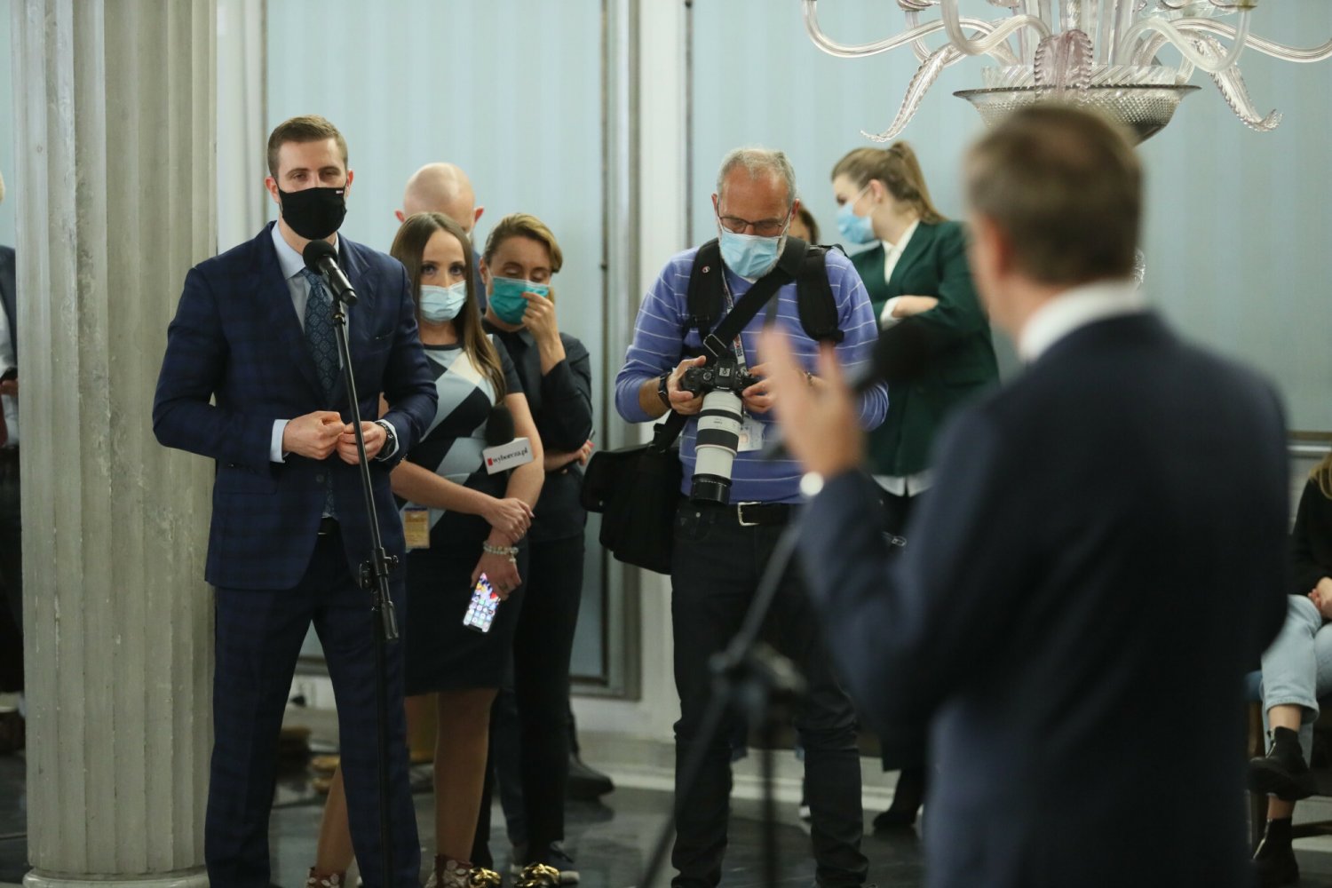 Donald Tusk po debacie w PE odpowiedział na pytania Miłosza Kłeczka z TVP.