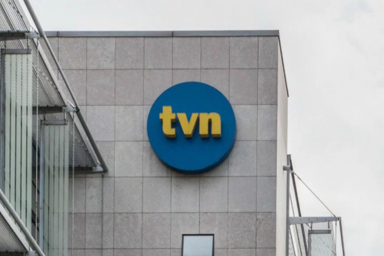 Warner Bros. Discovery wprowadza podział w firmie. Nachodzą zmiany. Właściciel TVN wprowadza zmiana w firmie. W 2025 roku dojdzie do podziału.