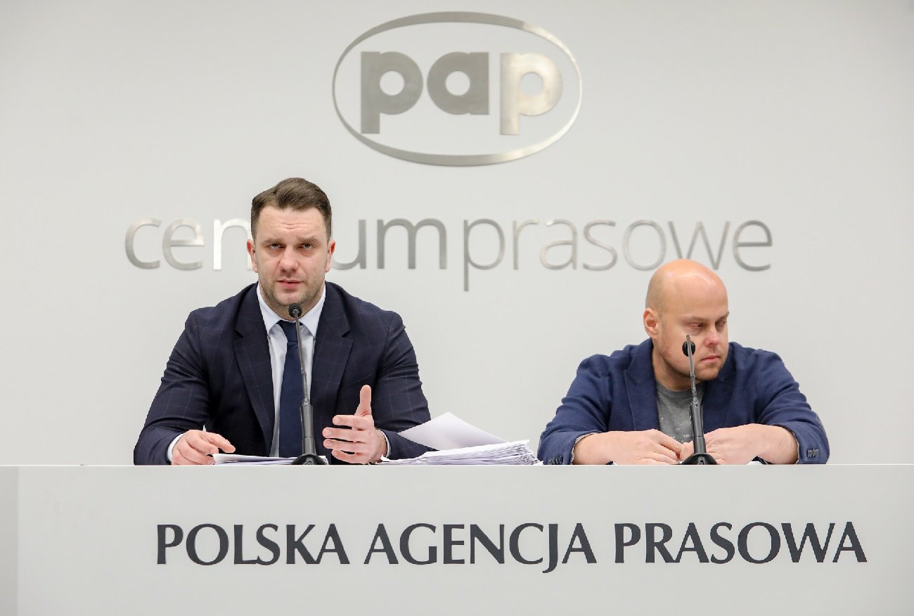 Konferencja Łukasza Mejzy. Wiceminister sportu odpowiedział na zarzuty