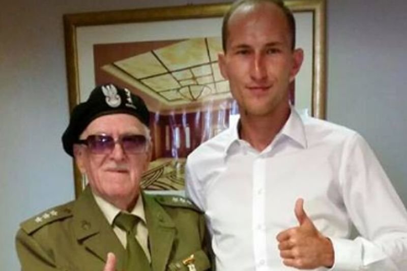 Filip Chajzer pomógł 93-latkowi