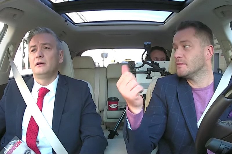 Jarosław Kuźniar i Robert Biedroń odbyli pełną emocji dyskusję o życiu w "warszawskiej bańce".