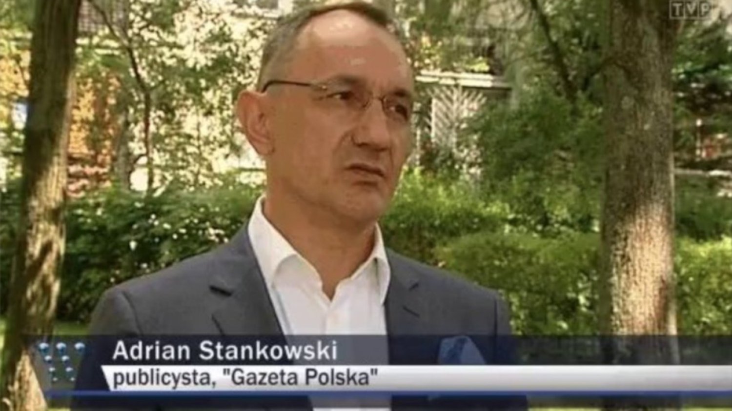Adrian Stankowski, dyżurny komentator byłych "Wiadomości" TVP