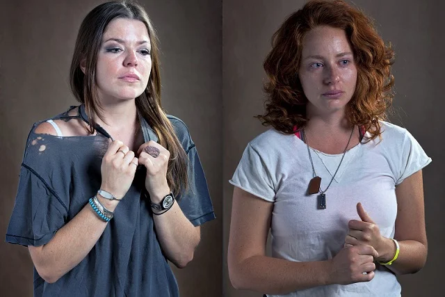 "Lovers Shirts'" to wspólny projekt fotografki Carli Richmond i pisarki Hanne Steen.