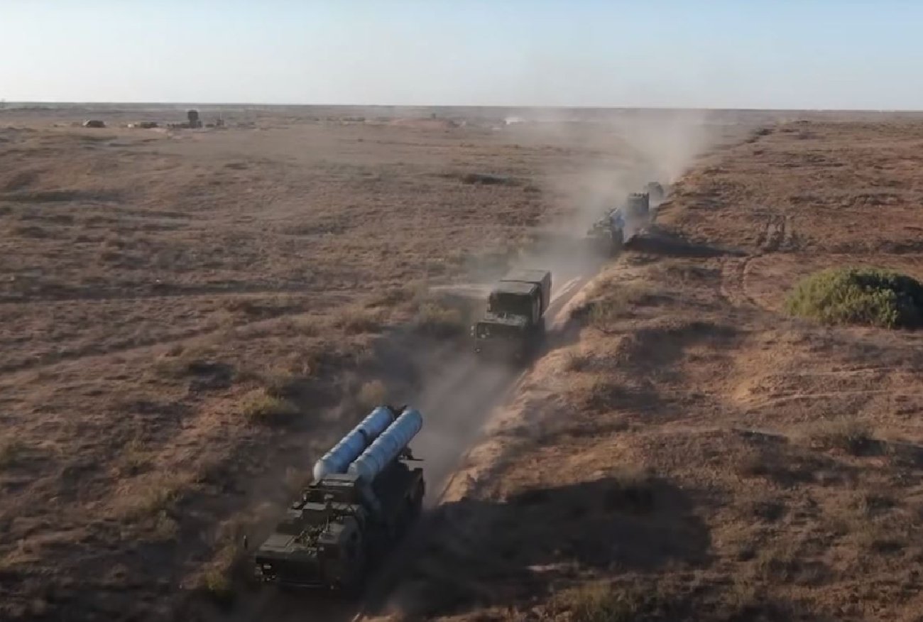 Rosja kieruje kolejne siły na granicę Ukrainy. Zestawy rakietowe dotarły na Białoruś