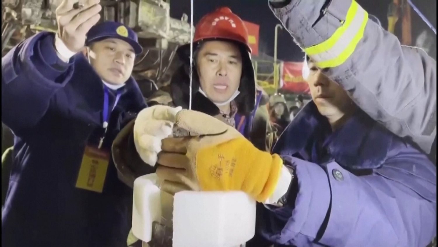 Wybuch w kopalni złota. 12 górników uwięzionych pod ziemią czeka na ratunek, trwa walka z czasem