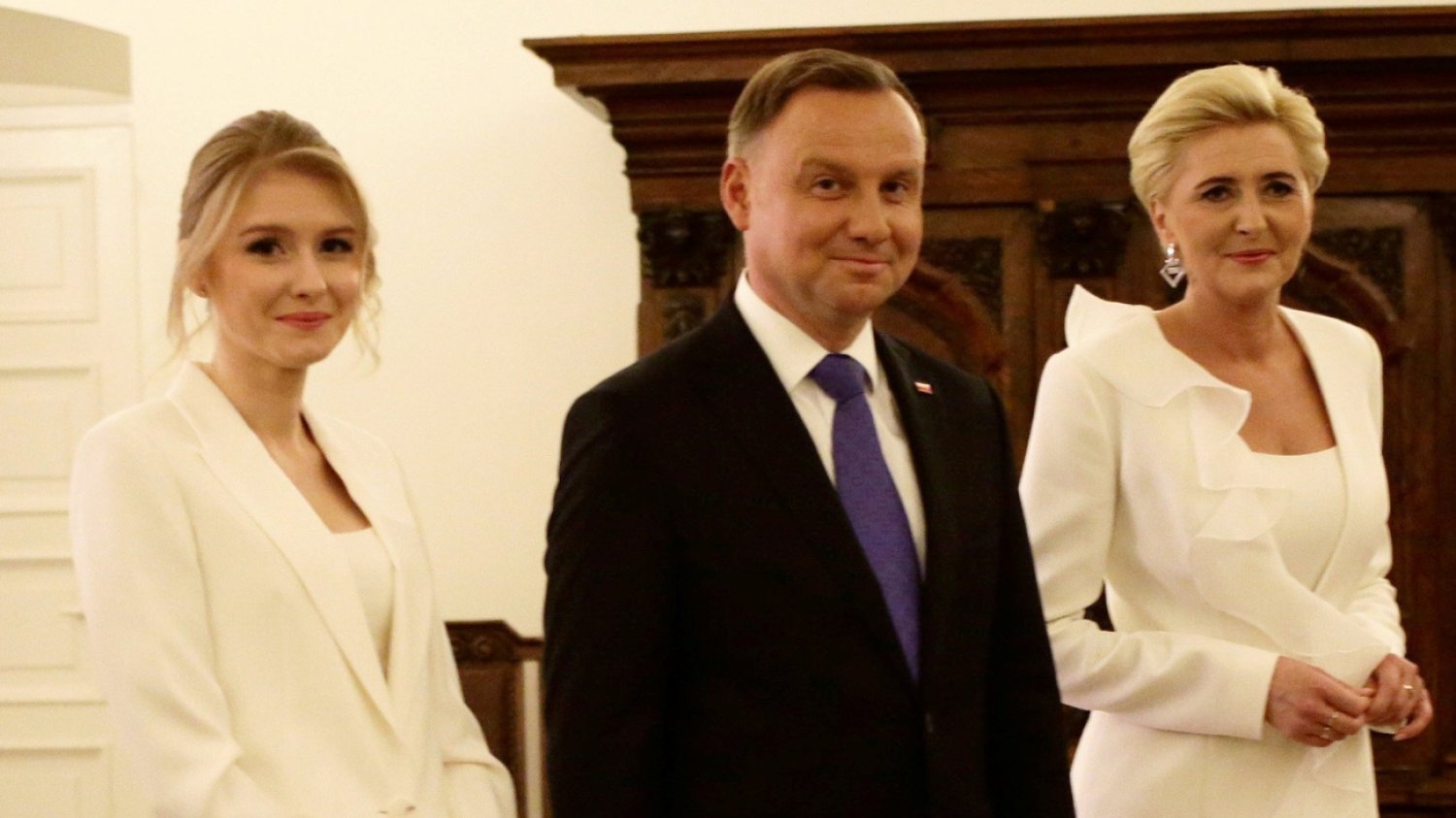 Wiadomo kim jest mąż Kingi Dudy. Mateusz Zawistowski pracuje dla rządu Ujawnili, kim jest mąż Kingi Dudy. Zięć prezydenta od niedawna pracuje dla rządu