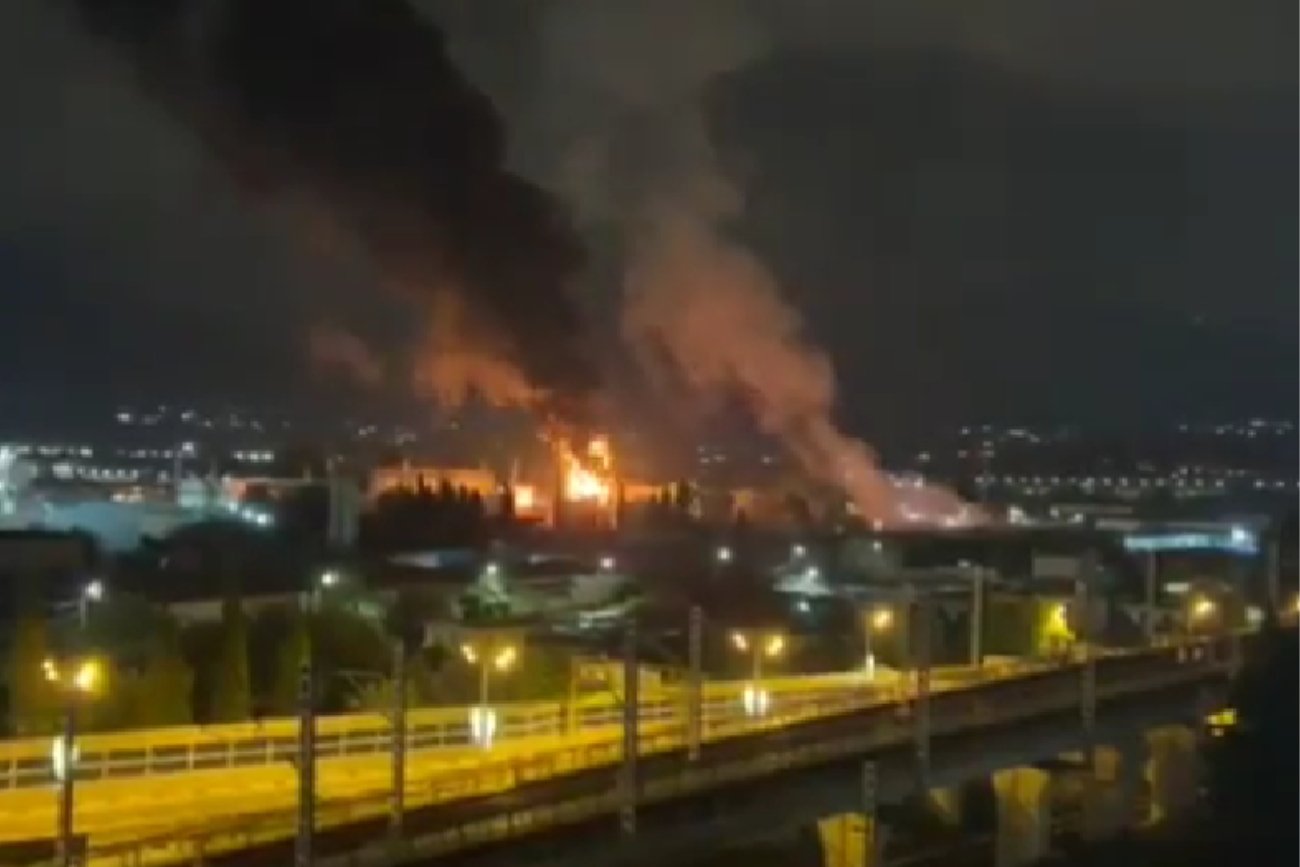 Płonie lotnisko w Soczi. Wcześniej spadły tam ukraińskie drony