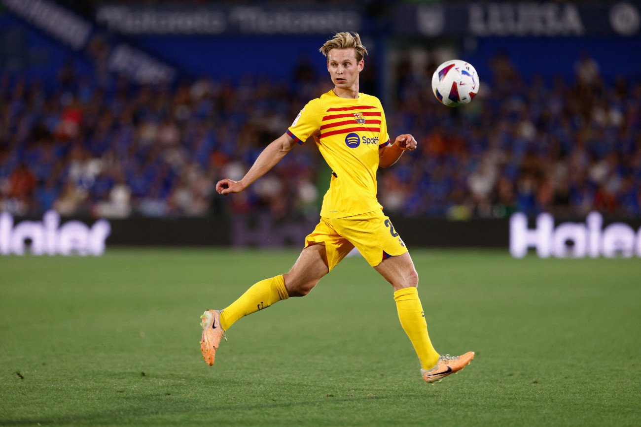 Frenkie de Jong został kupiony przez Bercelonę aż za 75 mln euro