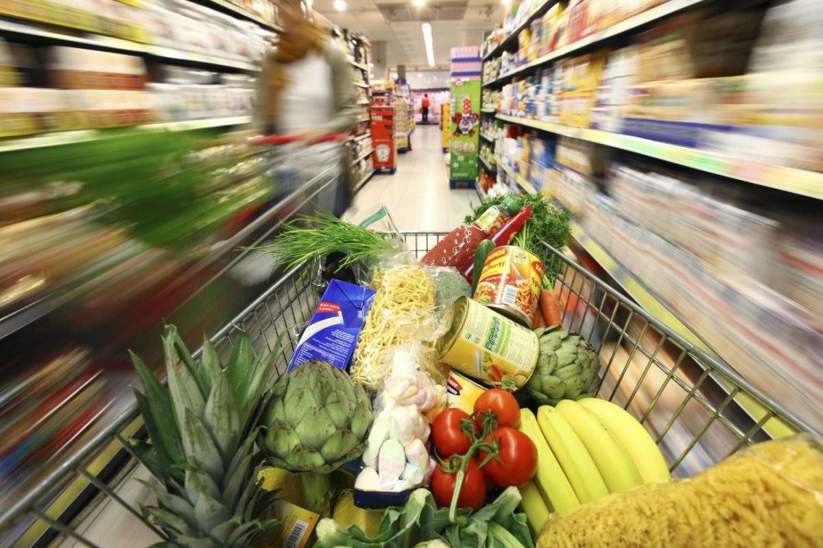 Zrobili te same zakupy świąteczne w Polsce i Niemczech. Wyniki mogą zdziwić