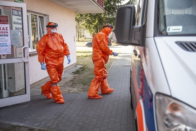 Kolejne przypadki zakażeń koronawirusem w Polsce.